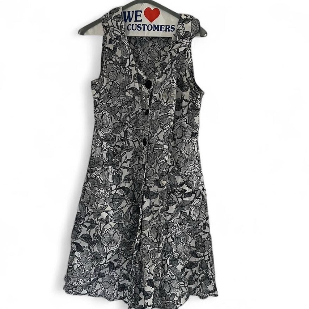 Floral Black and White Sleeveless Dress